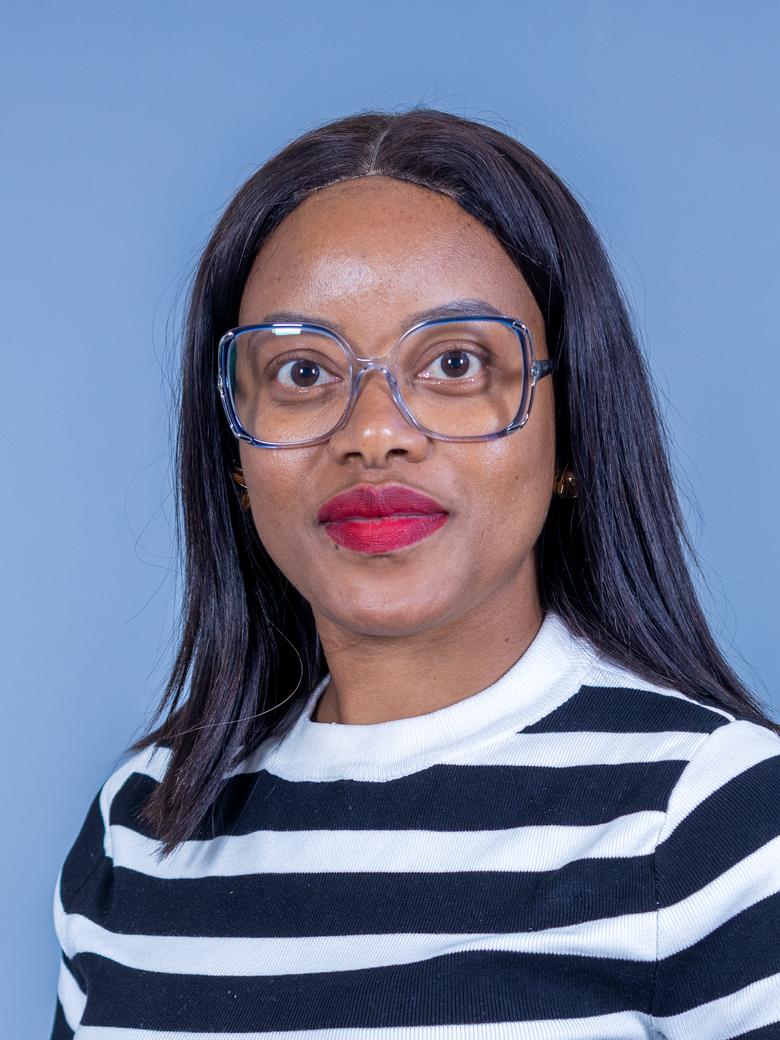 Ms J Kgwadi 